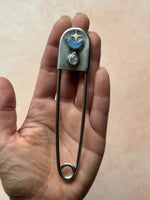 The Keeper Pin — A Gemstone Utility Pin
