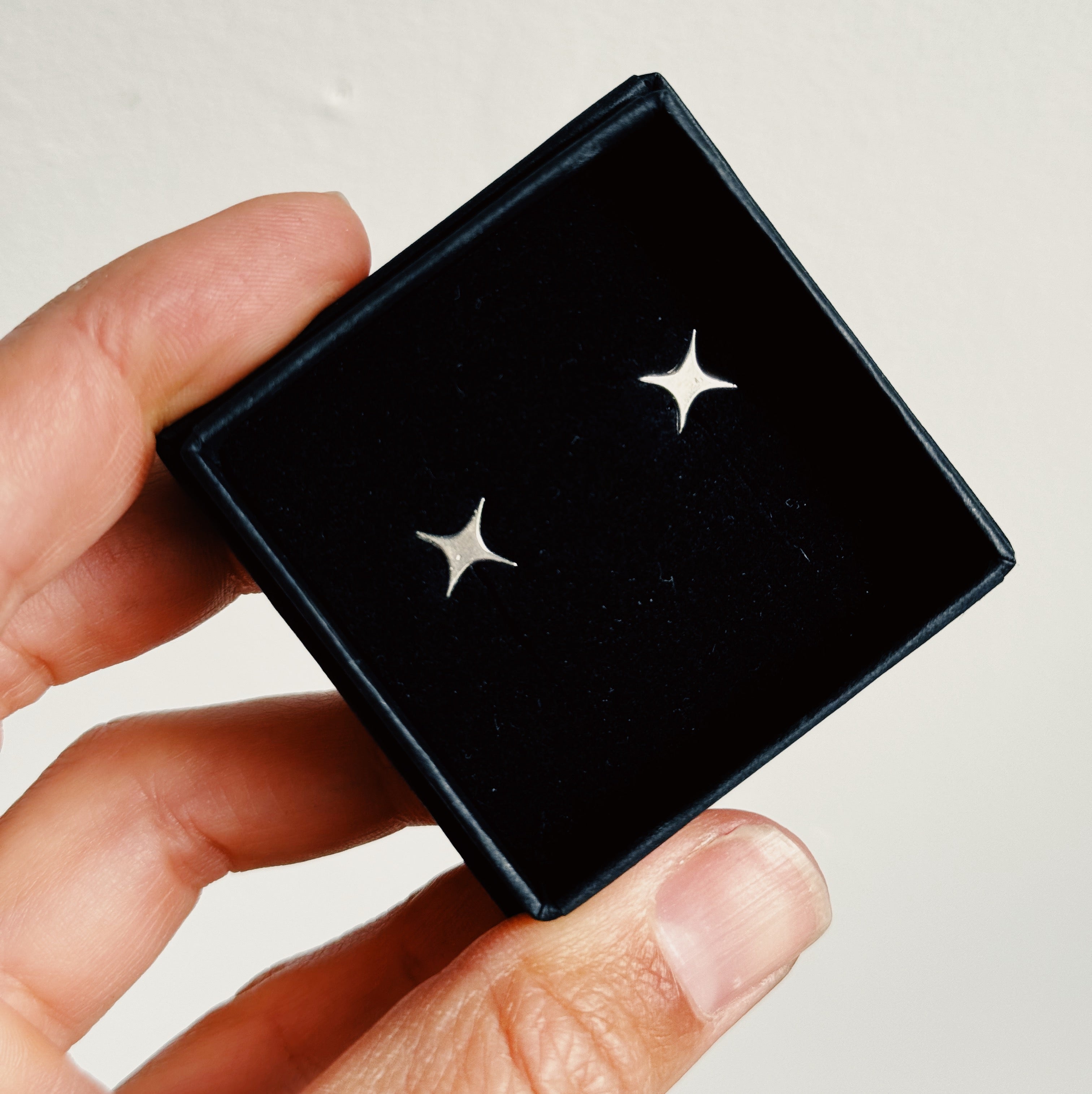 Tiny Star Studs ✦